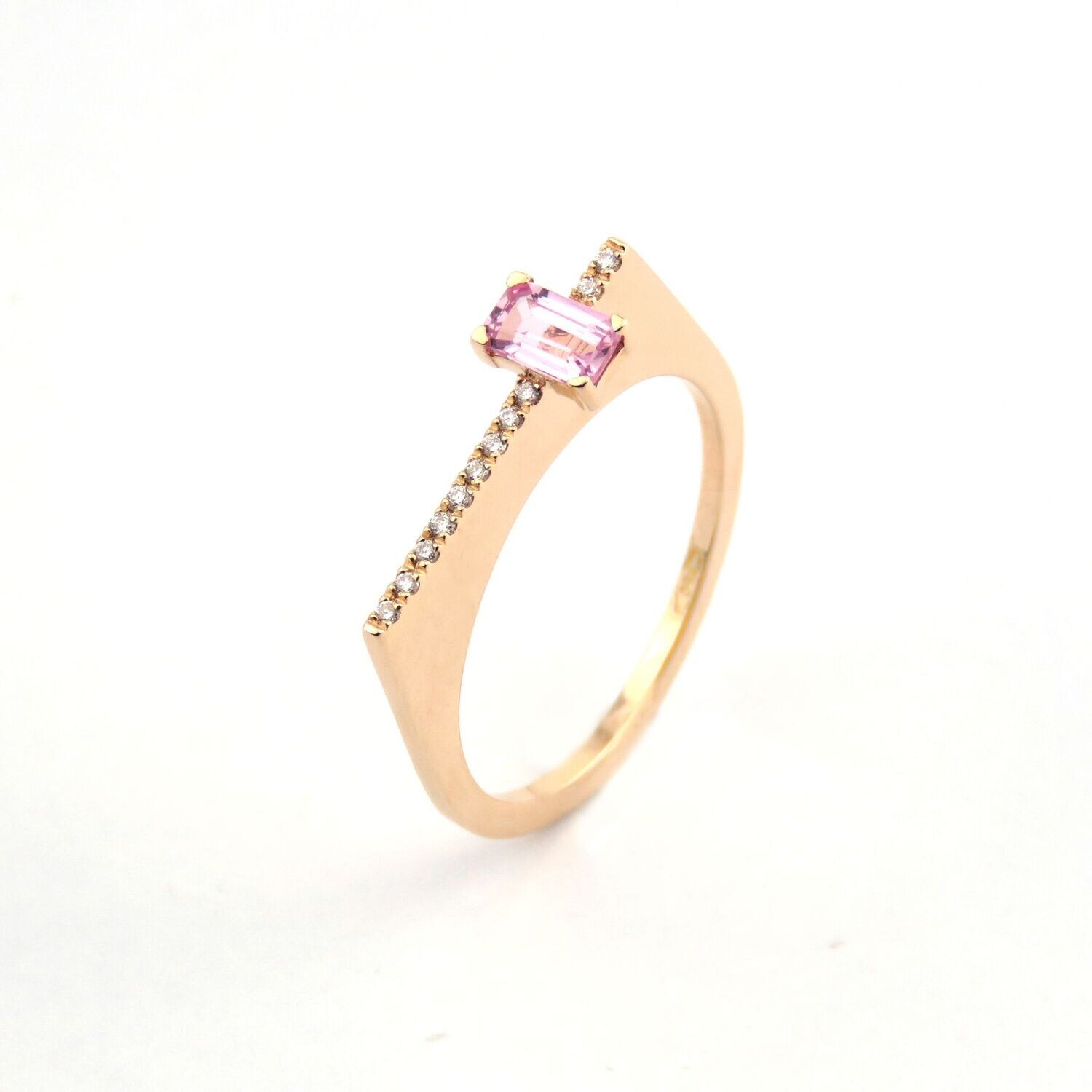 Ring 00079