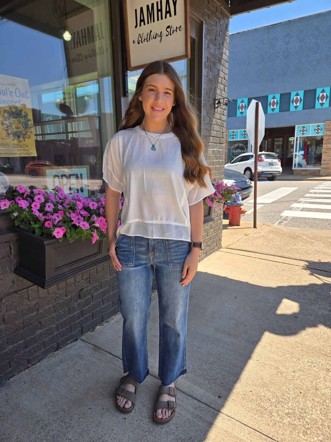 SHORT SLEEVE TOP WITH CHIFFON HEMLINE/WHITE