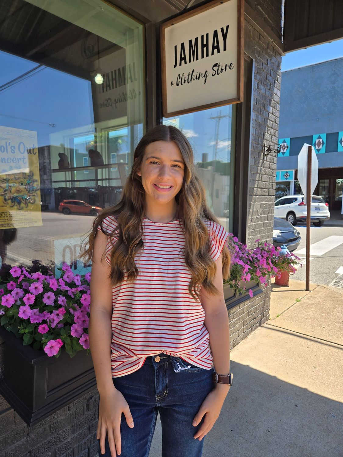 STRIPED RUFFFLE DETAIL TOP/RED