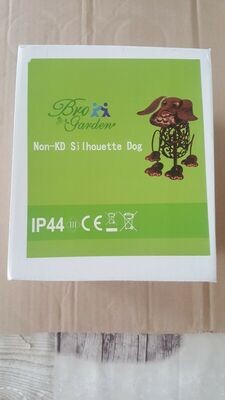 DÉCORATION EN MÉTAL LE CHIEN AVEC ECLAIRAGE SOLAIRE