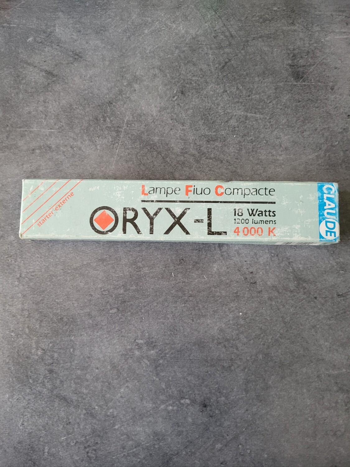 CLAUDE ORYX-L 18W/4000K 2G11