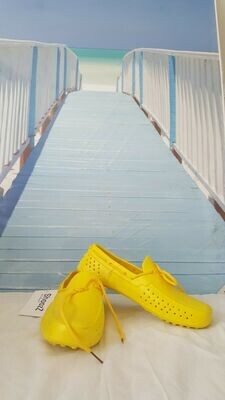 CHAUSSURE ENFANT DE MARQUE SHOOZz " PARIS " POINTURE 30 DE COULEUR JAUNE