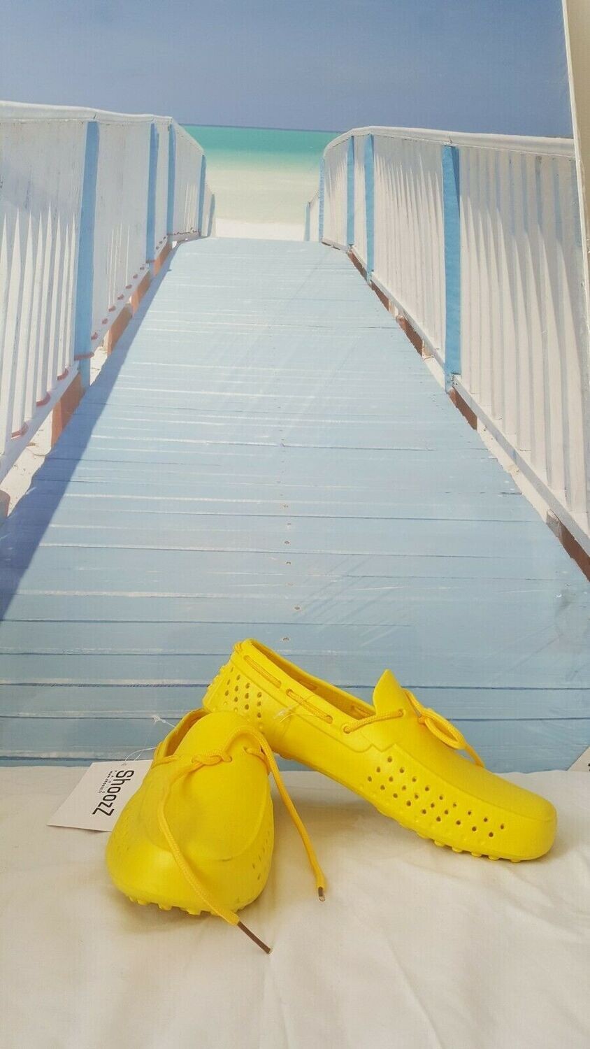 CHAUSSURE ENFANT DE MARQUE SHOOZz " PARIS " POINTURE 35 DE COULEUR JAUNE