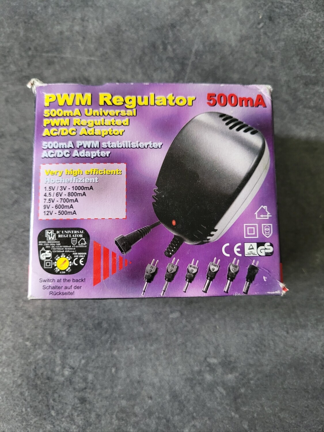 TRANSFORMATEUR UNIVERSEL 230V / 1.5V-3V-4.5V-6V-7.5V-9V-12V 500MA