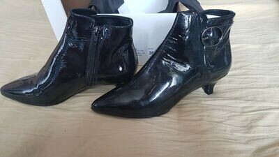 Bottine LISA BR noire vernie pointure 36 1/2