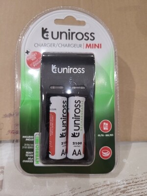 CHARGEUR MINI AA ET AAA 2 PILES AA FOURNIES