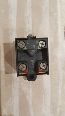 TELEMECANIQUE XE2SP2151 CONTACT NO+NC