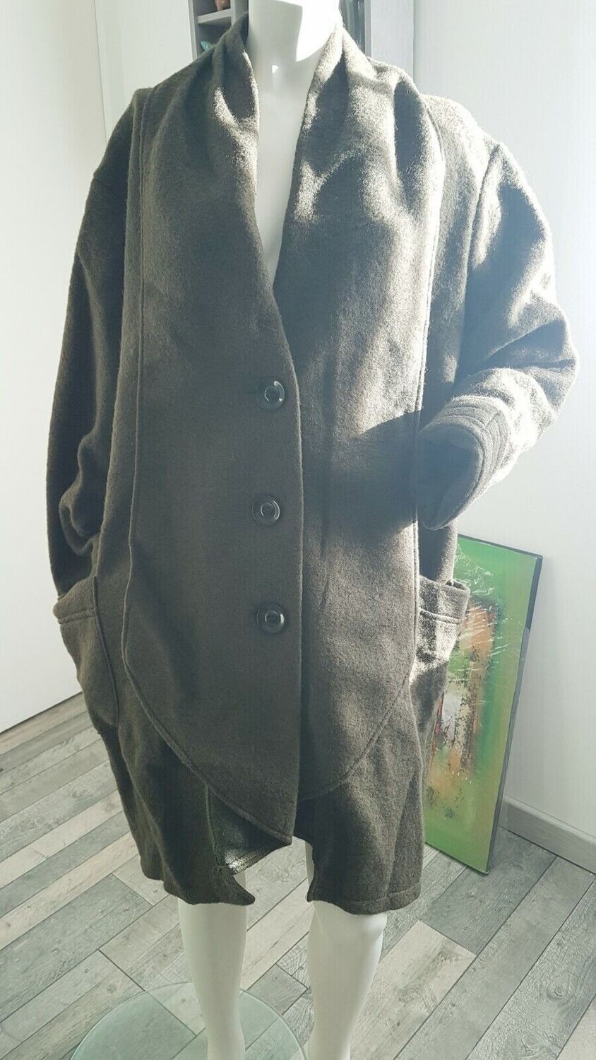 Joli Manteau Charlotte et Louis neuf sous blister taille 42