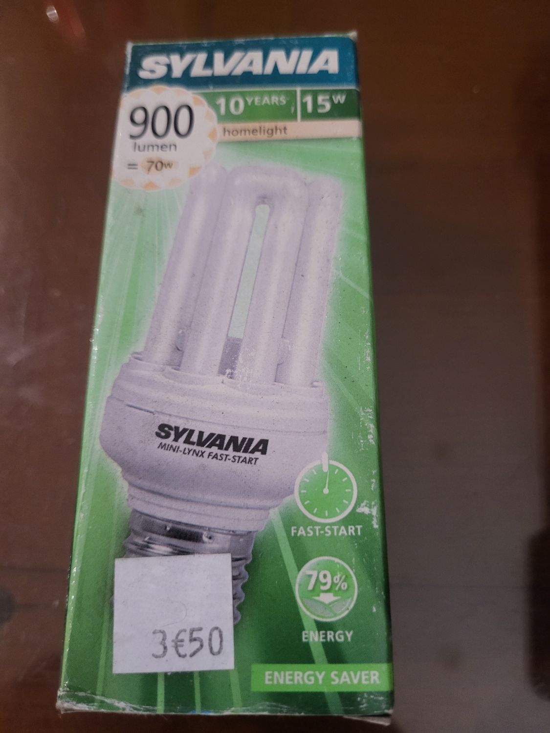 SYLVANIA E27 15W=70W 2700K  900 LUMENS
