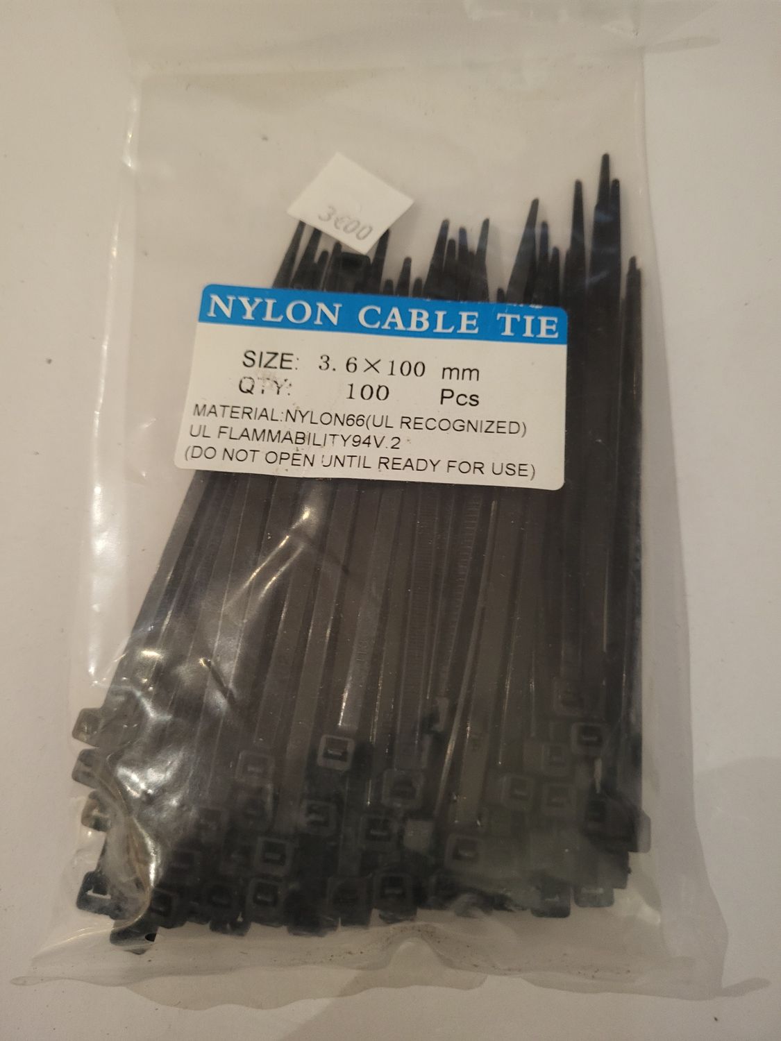 SACHET DE 100 ATTACHES CABLES NOIRS 3,6 X 100MM