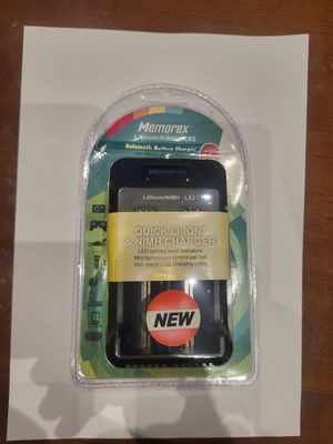 MEMOREX CHARGEUR BATTERIES ACCUMULATEUR AA & AAA