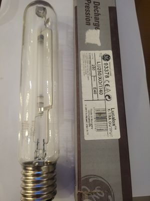 SODIUM HAUTE PRESSION GÉNÉRAL ELECTRIC  LU250/XO/T/40 250W CULOT E40 TUBULAIRE