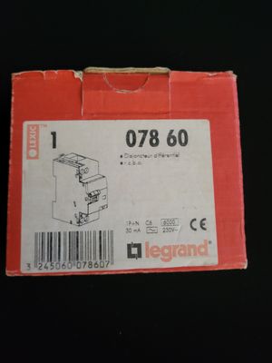 LEGRAND DISJONCTEUR DIFFÉRENTIEL 07860 1PH+N C6A 30MA