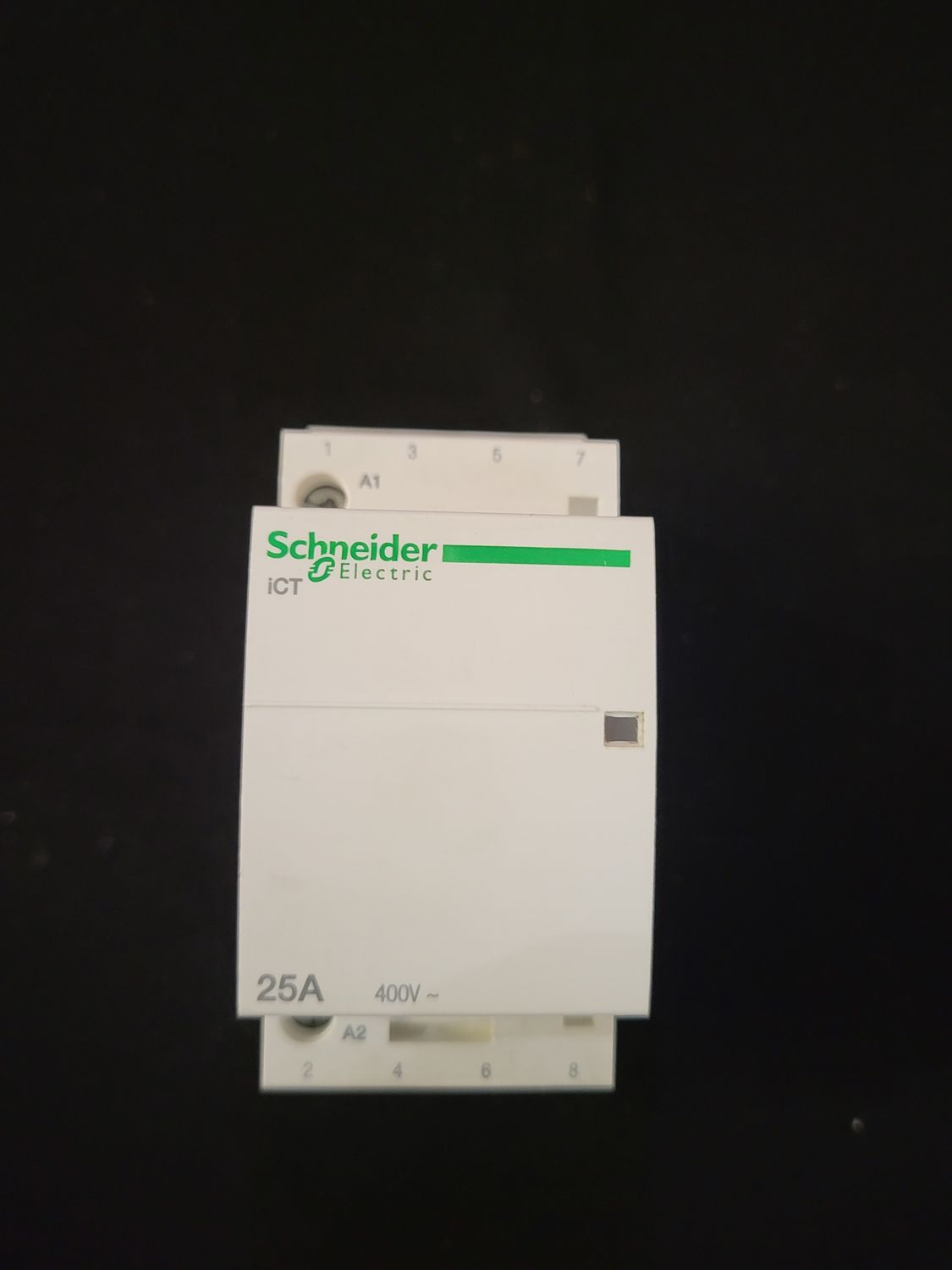 SCHNEIDER ELECTRIC CONTACTEUR 4X25A BOBINE 230V