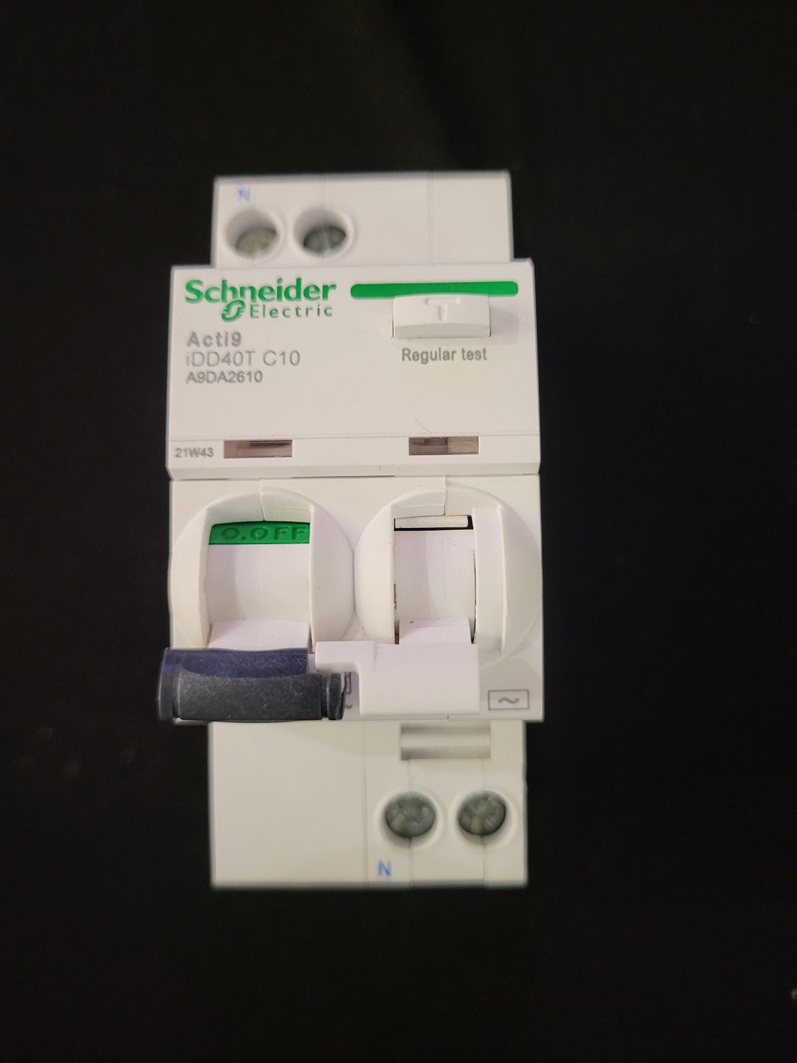 SCHNEIDER ELECTRIC ACTI9 DISJONCTEUR DIFFÉRENTIEL IDD40T C10A