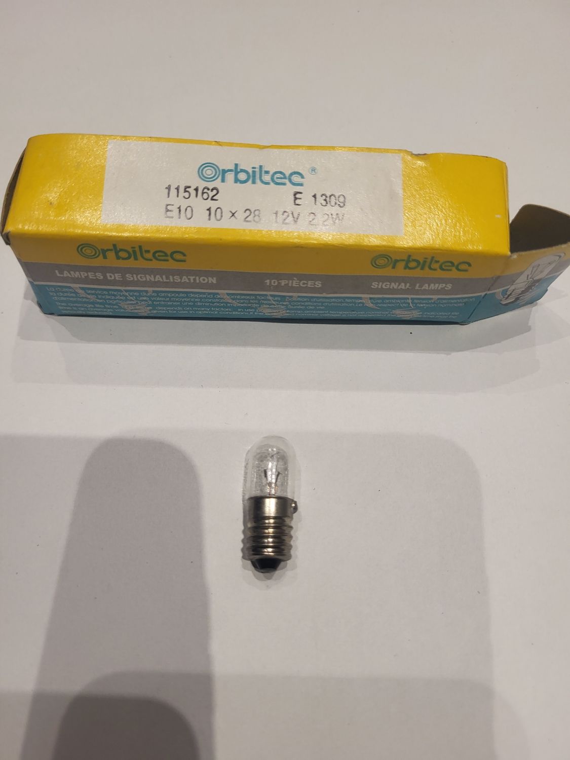 AMPOULE 10x28  12V 2,2W CULOT E10