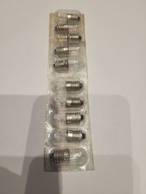 AMPOULE  10X28MM 12V 0,1A CULOT E10