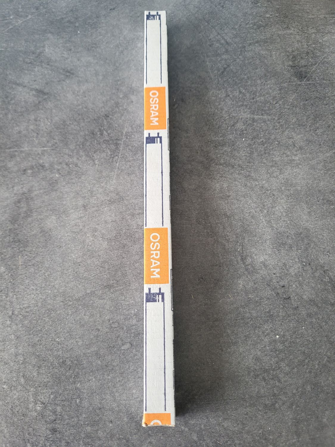 TUBE FLUORESCENT OSRAM L8W/840