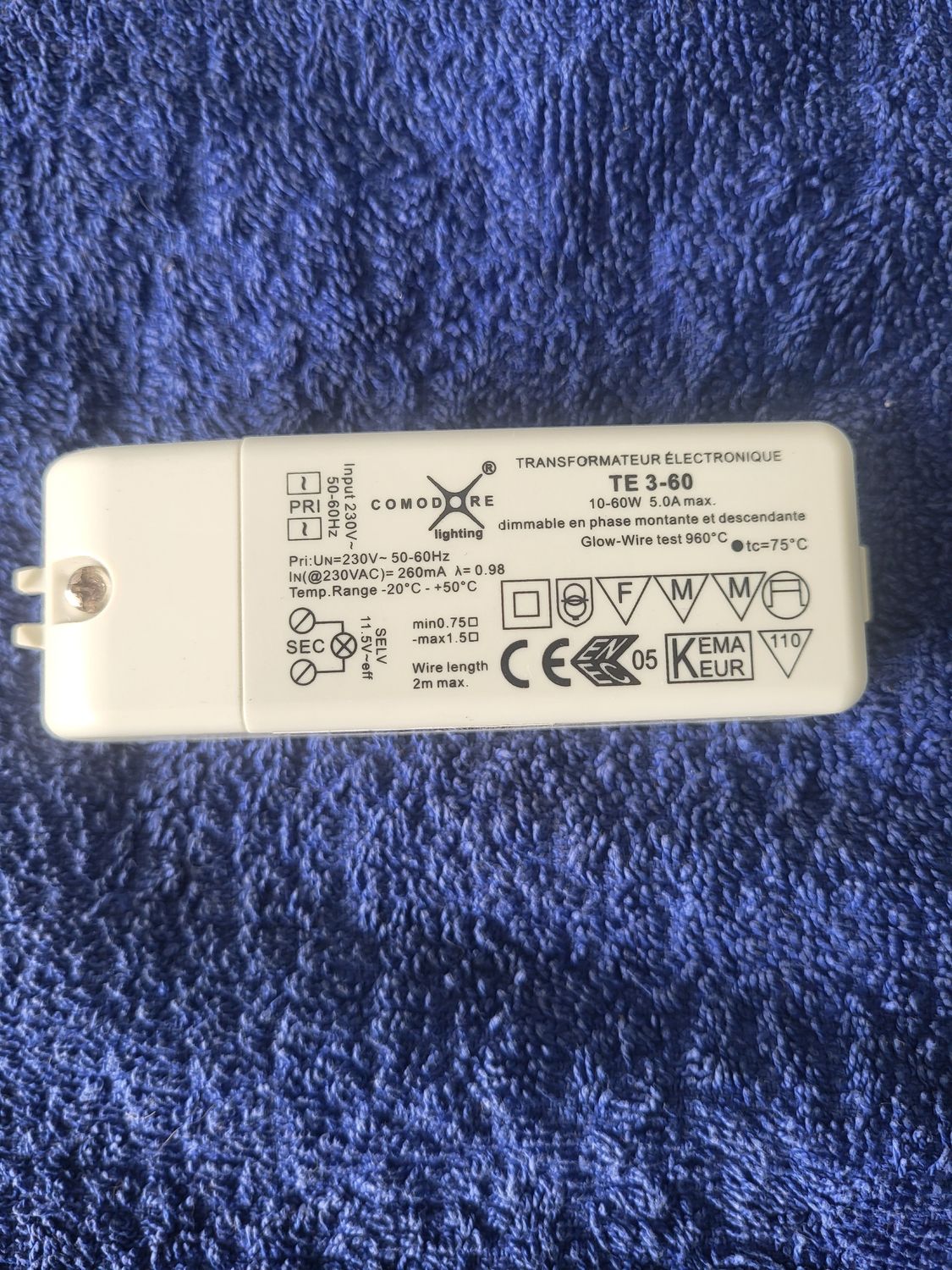 COMODORE TRANSFORMATEUR 3-60 10-60W MAX