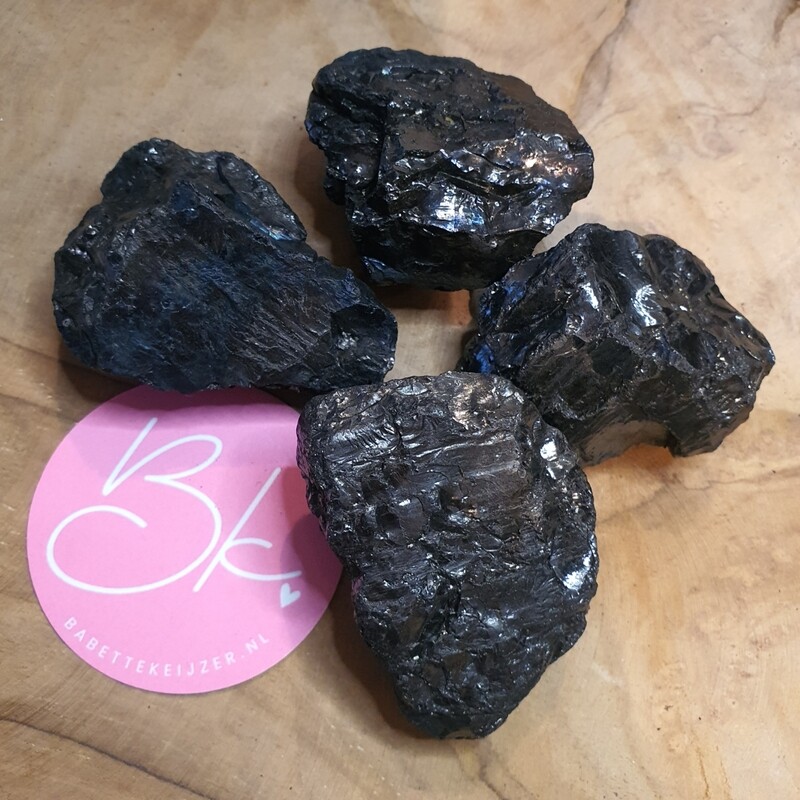 PETROVSKY SHUNGITE × M | beschermend en zuiverend | OP=OP PETROVSKY SHUNGITE × M | beschermend en zuiverend | OP=OP