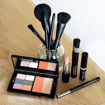 Make-up