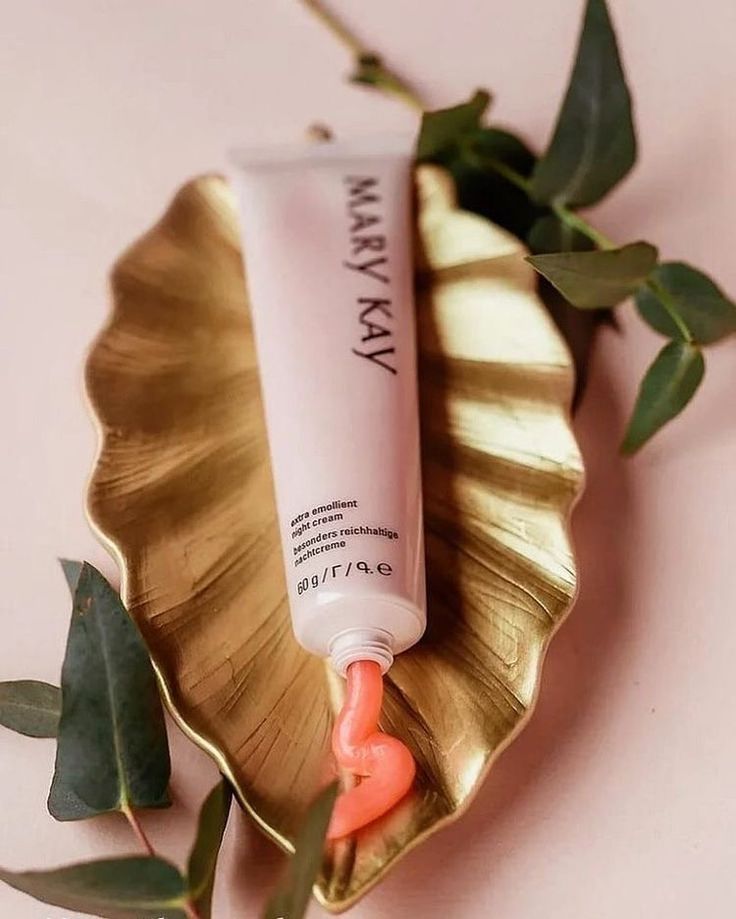 Mary Kay® Extra Emollient Night Cream