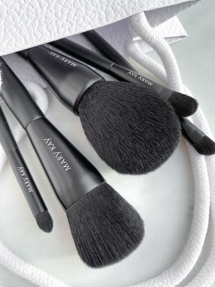 Mary Kay® Essential Brush Collection