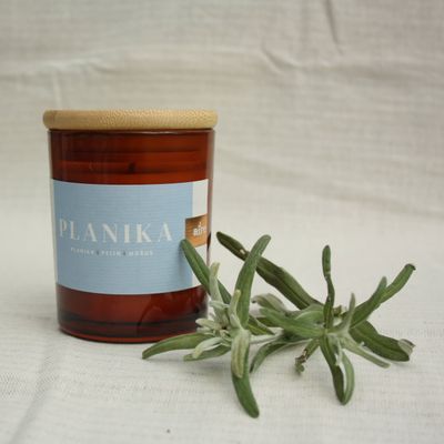 Dišeča sveča PLANIKA 140g