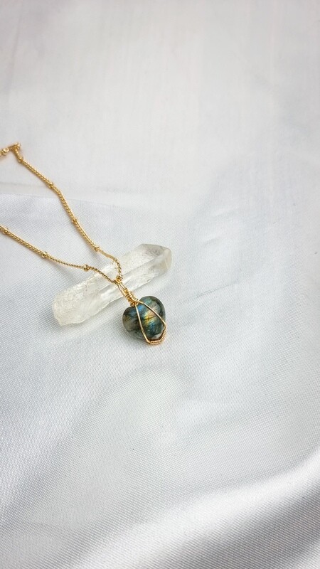 Necklace &quot;SMALL HEART&quot; (1,5cm) - Choose Stone