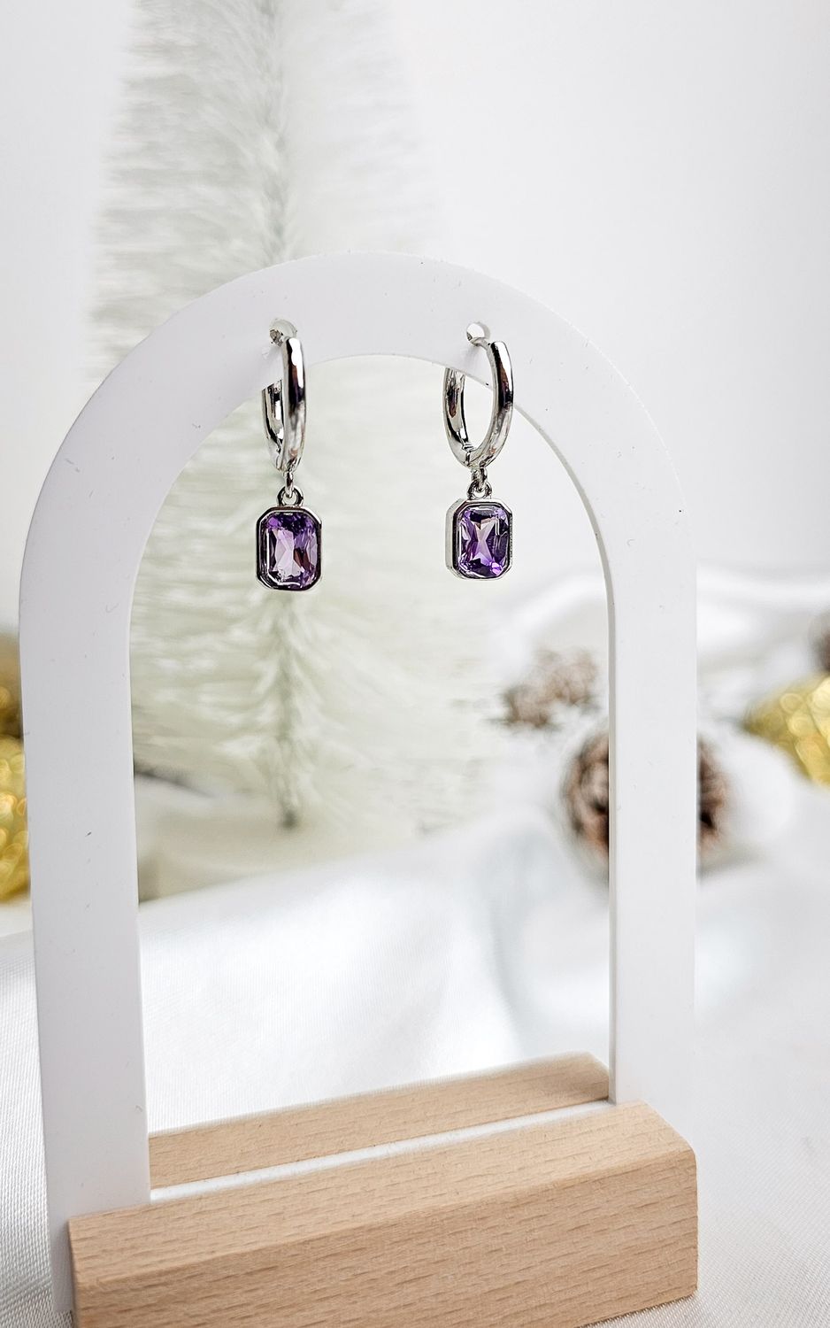 Hoop Earrings in Amethyst
