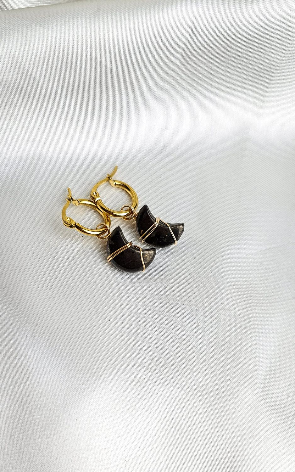 Earrings &quot;MOON&quot; in Pyrite