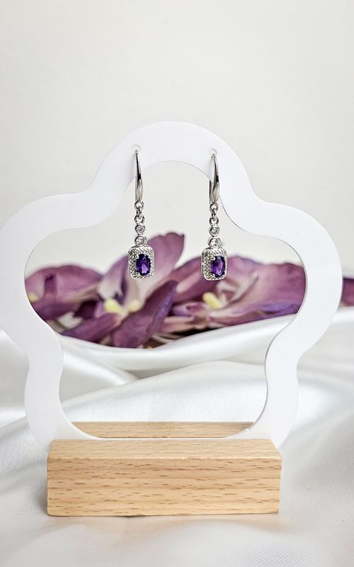 Earrings in Amethyst