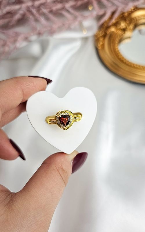 Adjustable Ring in Garnet (FROM SIZE 15)