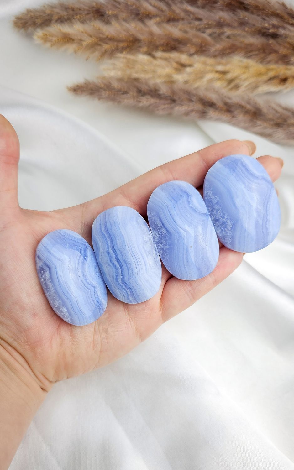 Blue Lace Agate Palmstone (Medium)