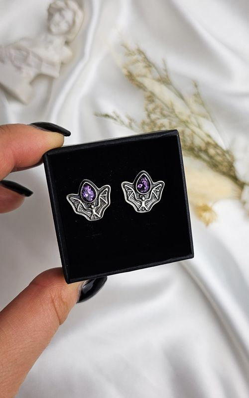 Earrings with Bat in Amethyst (s925)