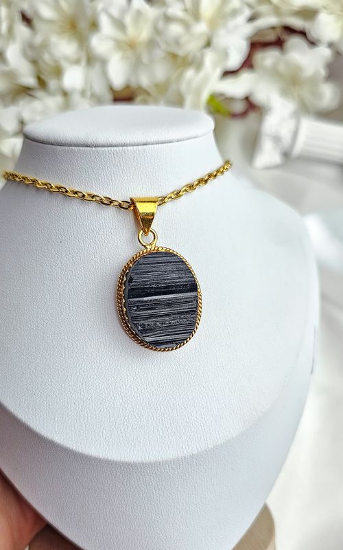Indian Necklace with Raw Black Tourmaline (Gold)