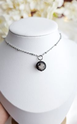 Necklace &quot;NEW MOON&quot; in Silver Obsidian