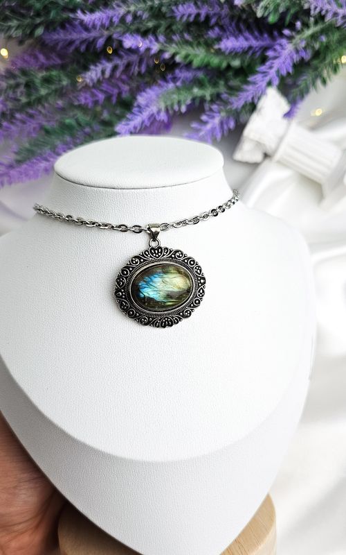 Etnic Necklace in Labradorite (Big)