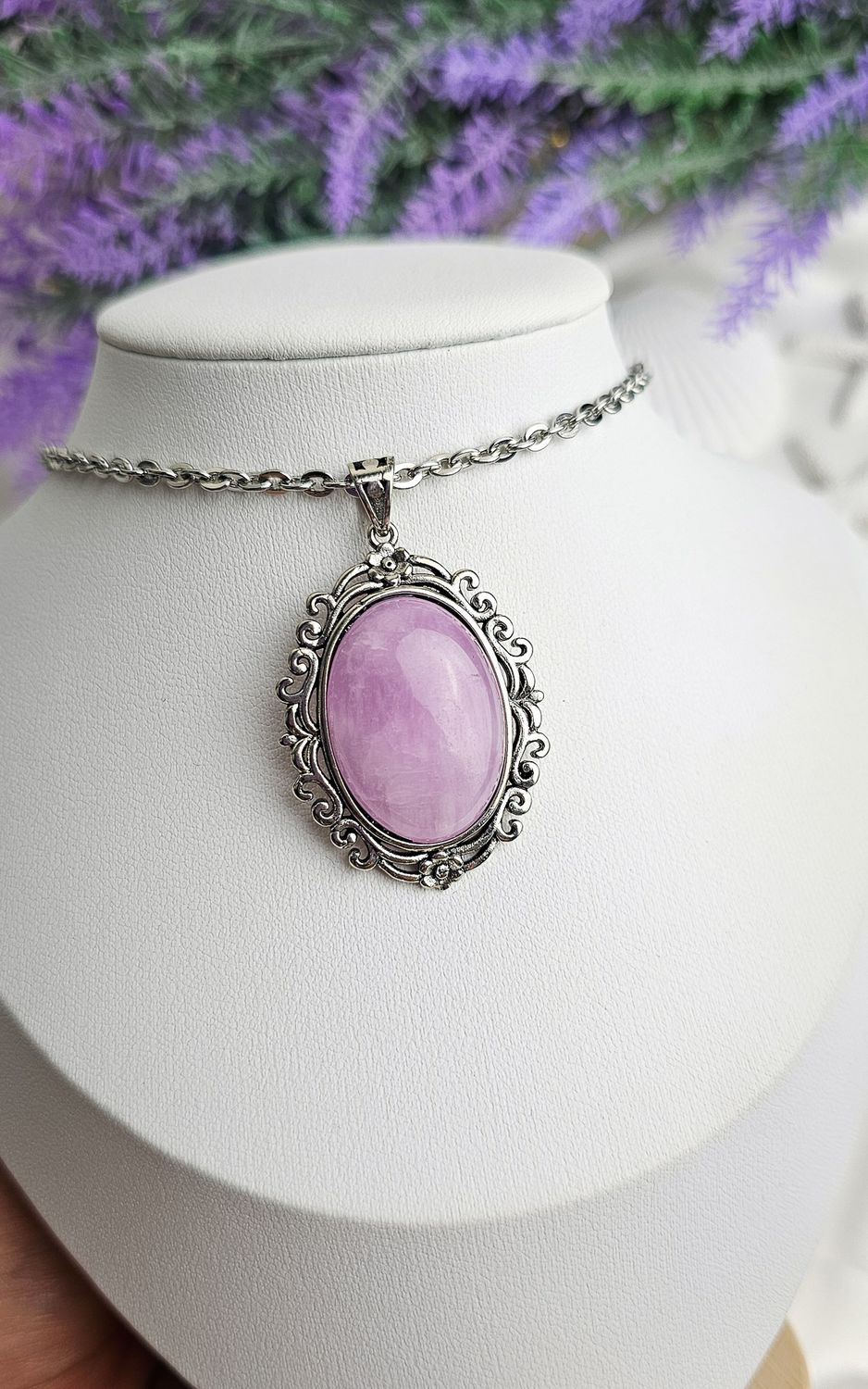 Etnic Necklace in Kunzite (Big)