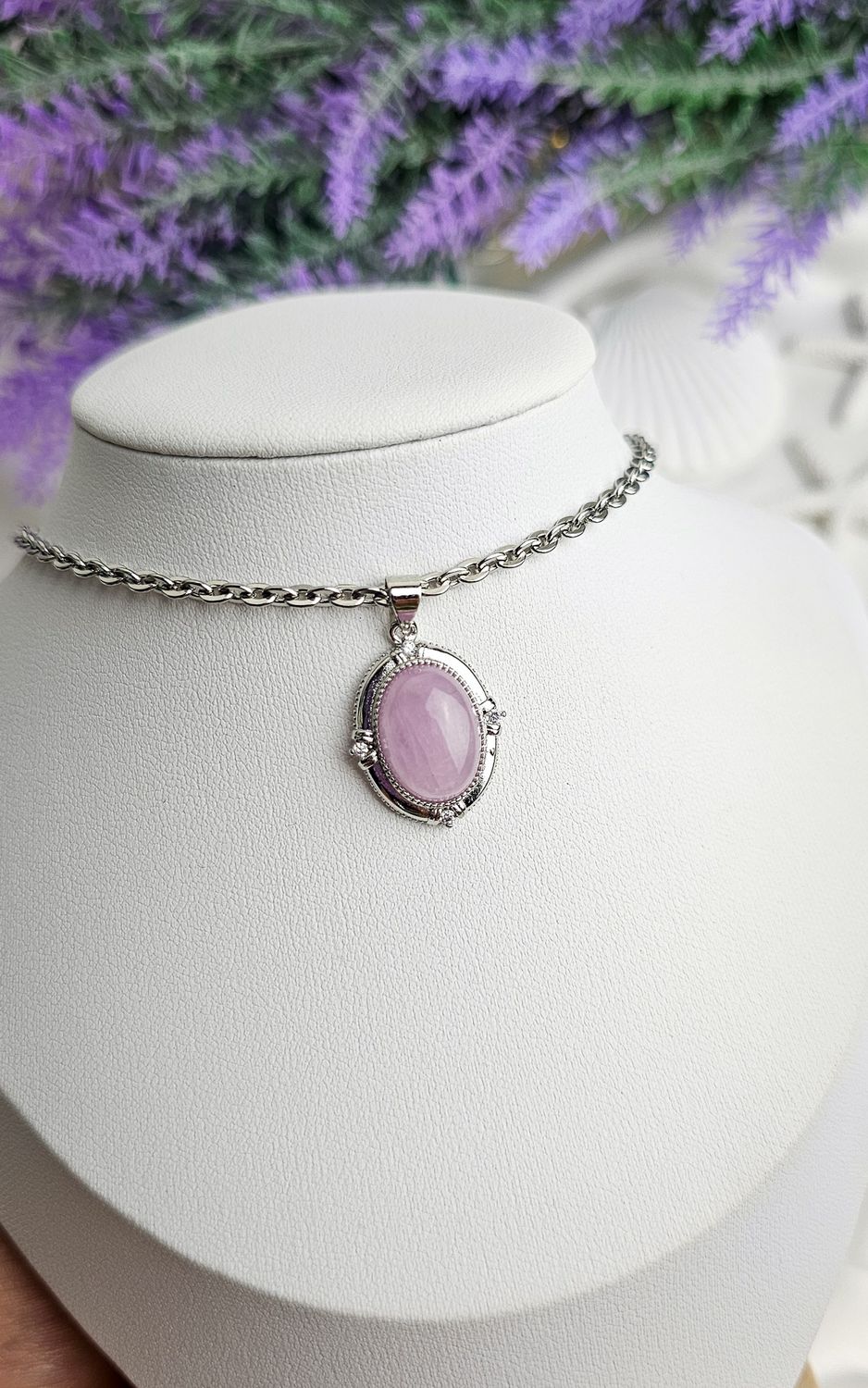 Etnic Necklace in Kunzite (Small)