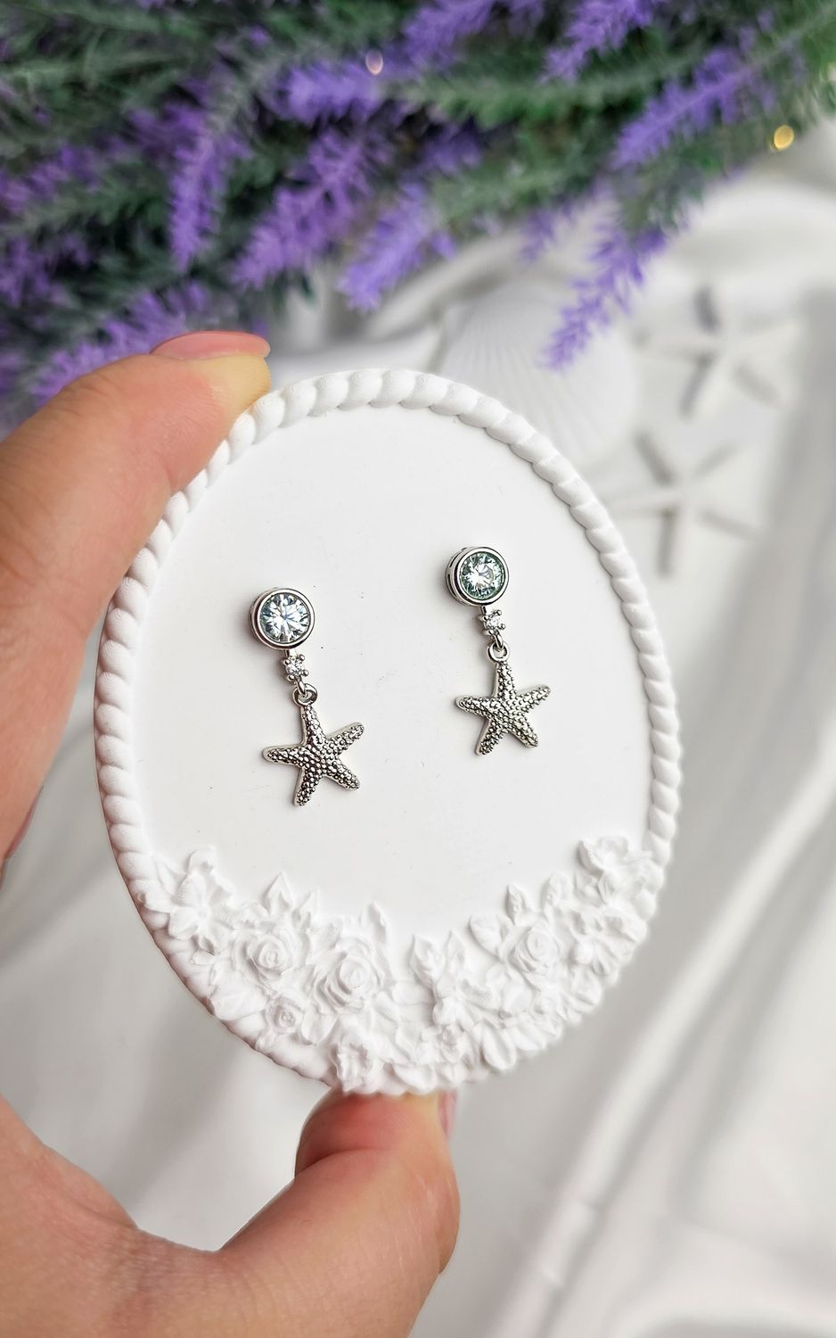 Earrings with Starfish in Moissanite (s925)