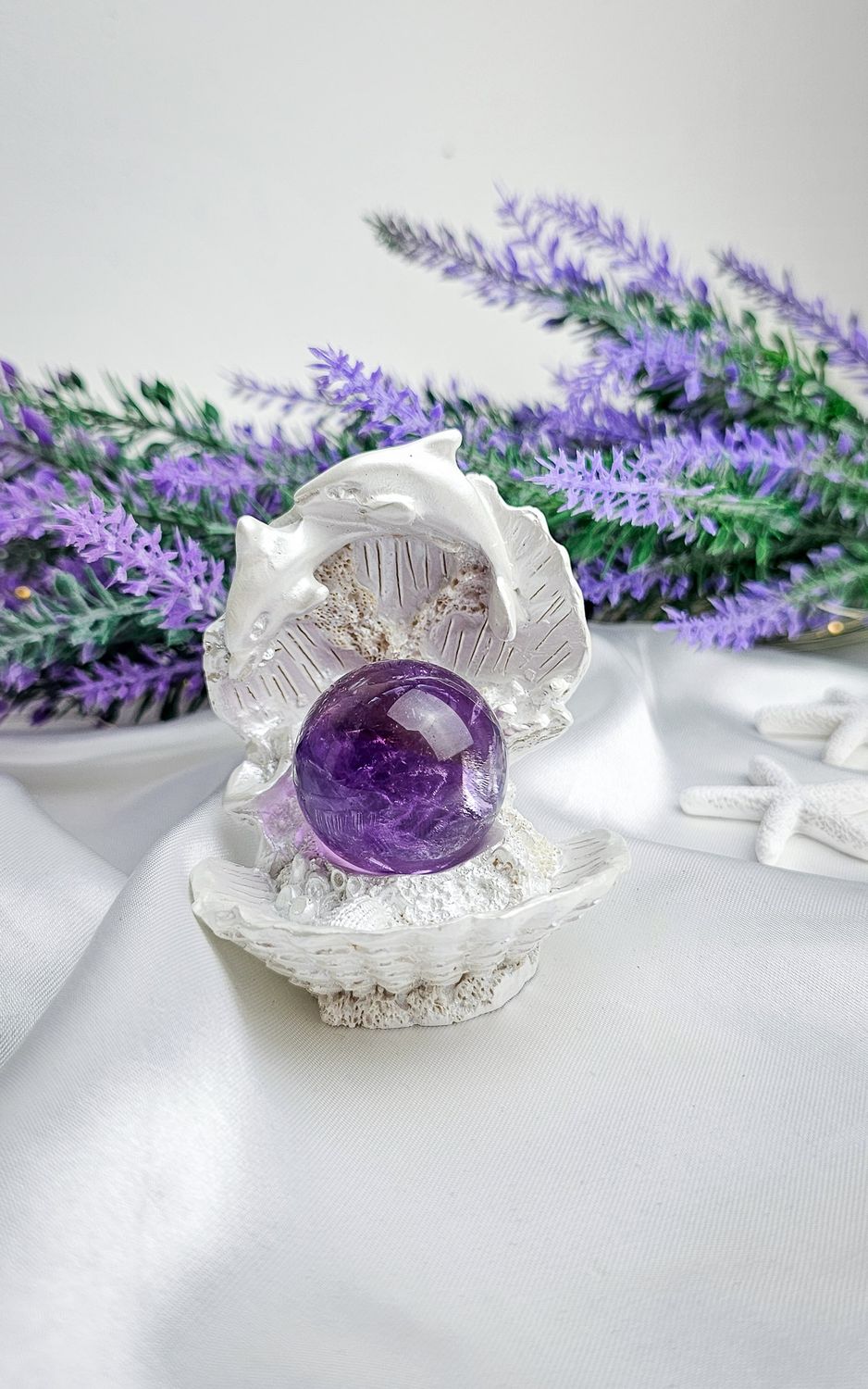 Seashell with Dolphins Sphere Holder