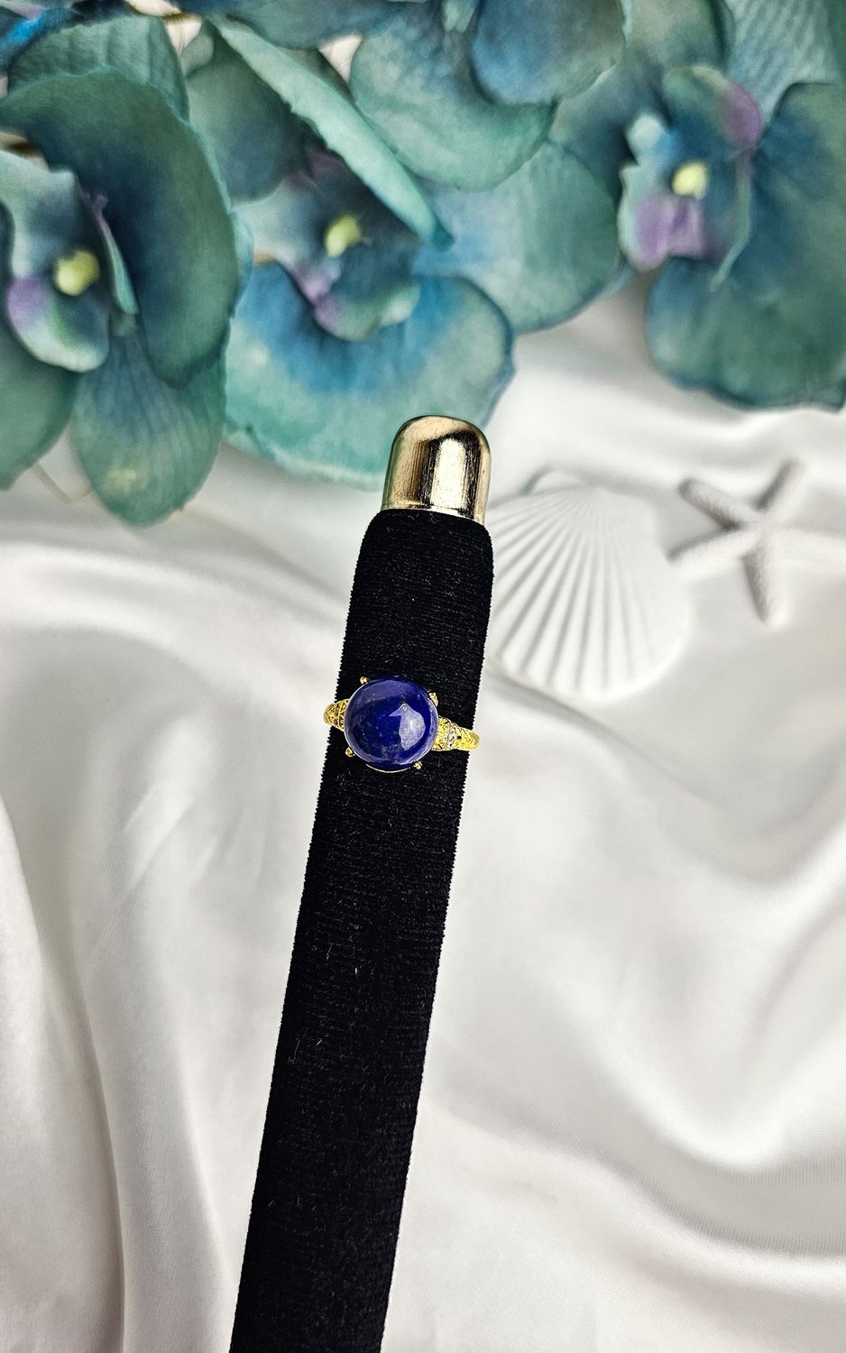 Adjustable Golden Ring in Lapislazuli (FROM SIZE 13)