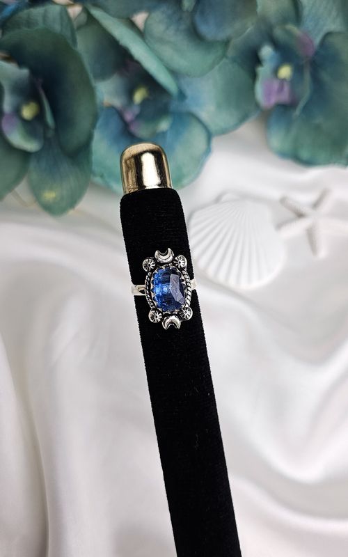 Adjustable Indian Ring in Kyanite (FROM SIZE 7/8)