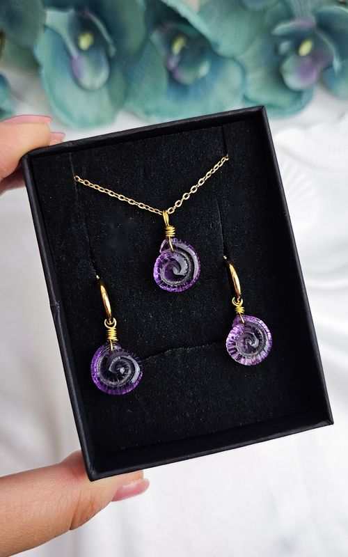 Set Necklace + Earrings with Ammonite in Amethyst