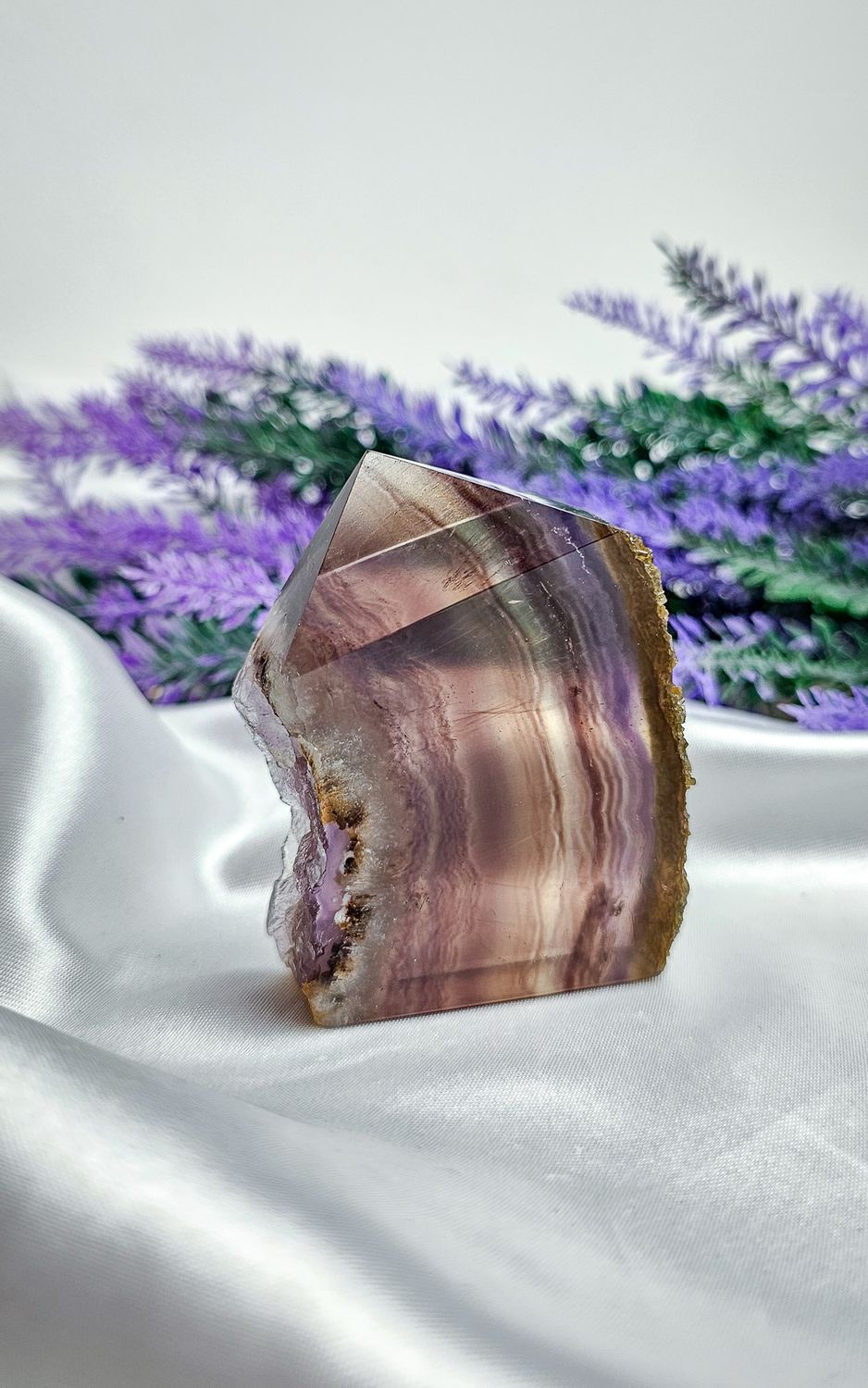 Standing Freeform in Fluorite (Small)