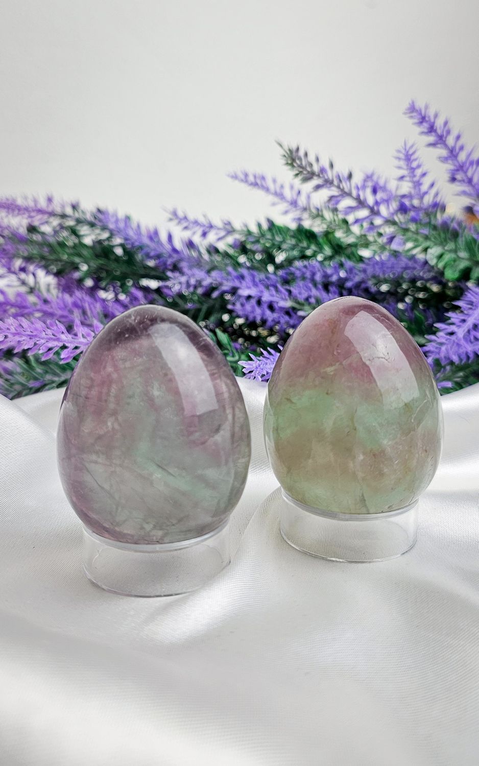 Fluorite Egg (with Stand)