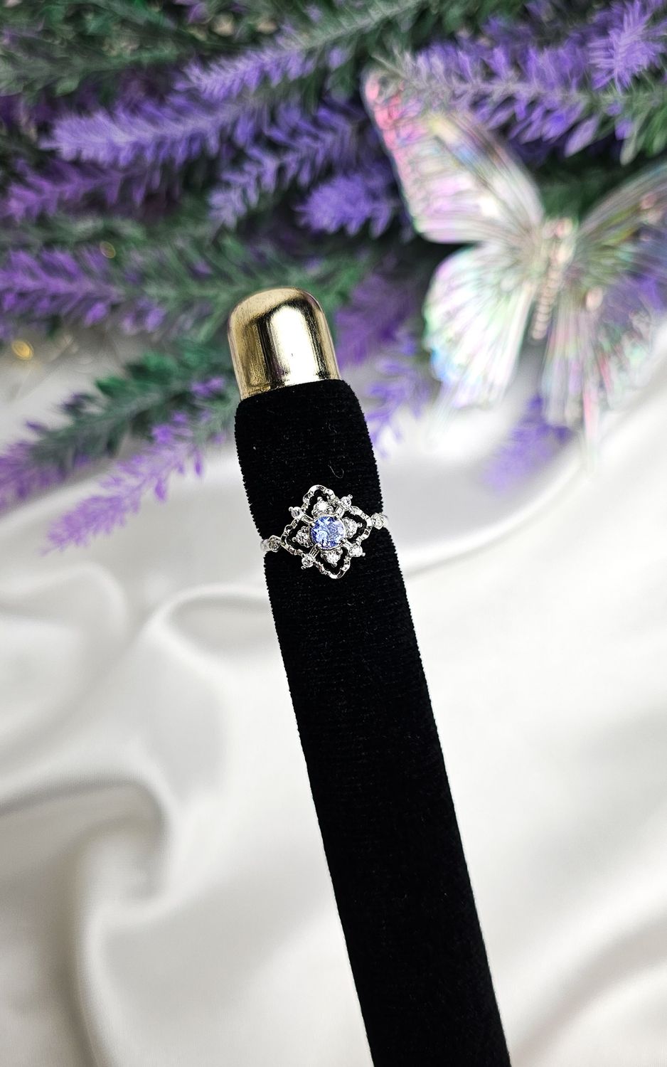 Adjustable Vintage Ring in Tanzanite (FROM SIZE 10)