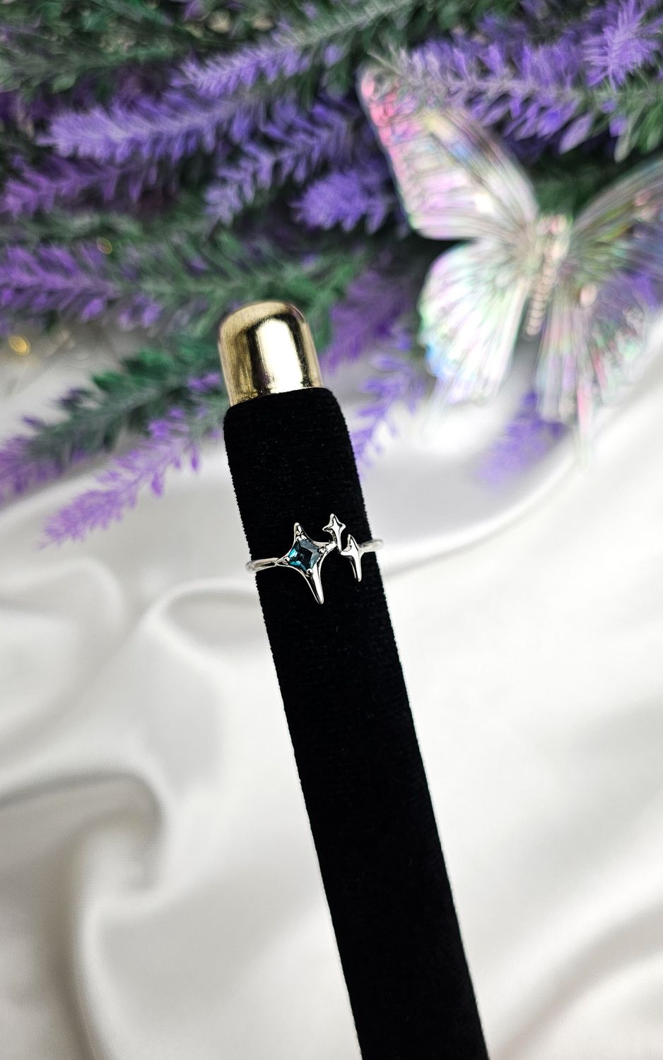 Adjustable Ring with Star in Topaz (FROM SIZE 10)
