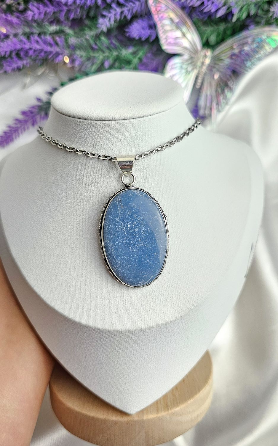 Indian Necklace in Angelite